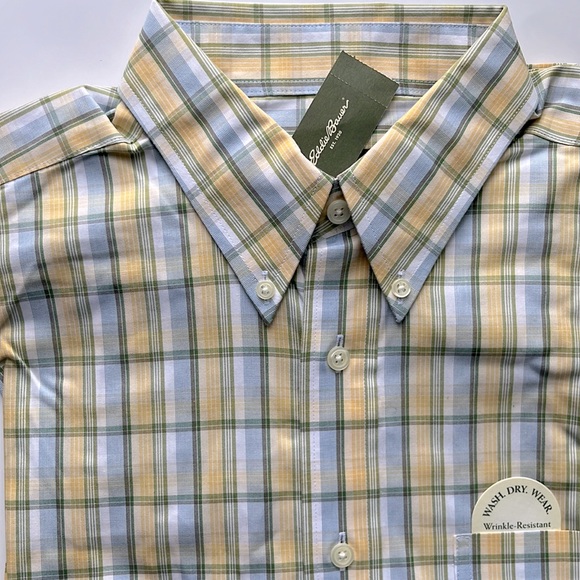 NWT - EDDIE BAUER Relaxed fit wrinkle resistant casual button down shirt - Picture 2 of 9